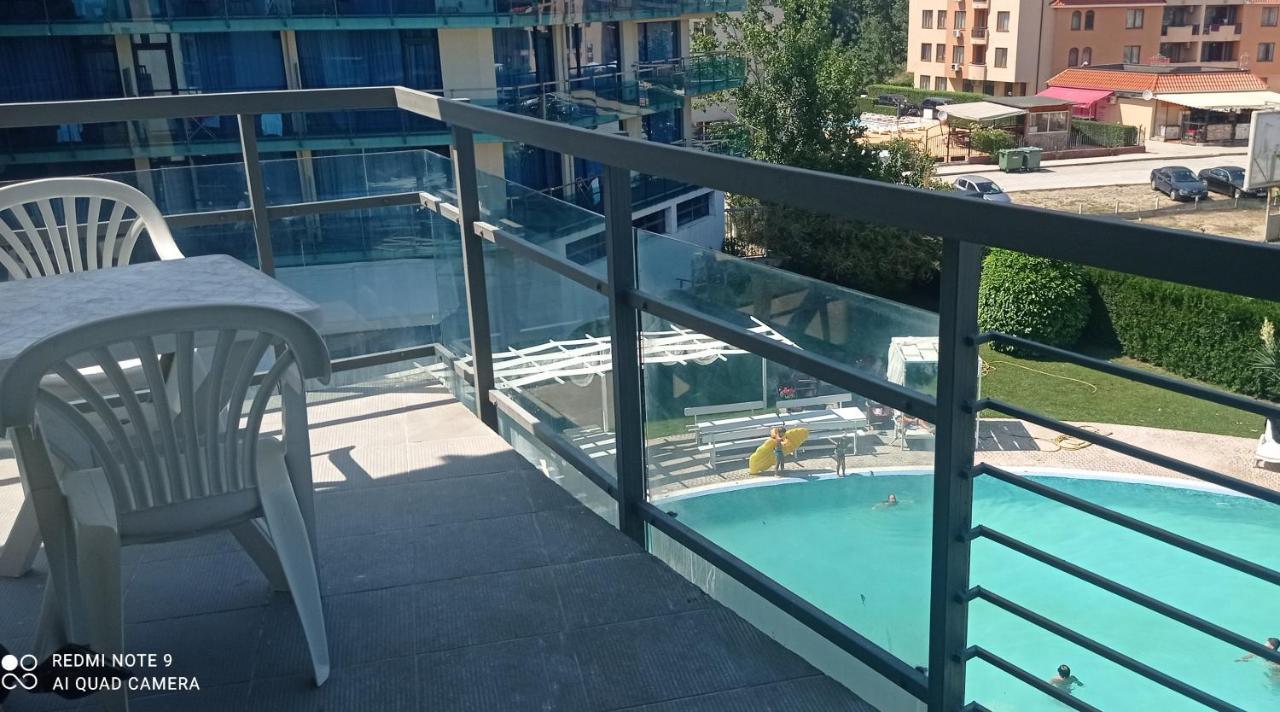 Modern 2 Bedroom Apartment In Top Location In Sunny Beach Just 150 Meters From Casino Platinum Exteriér fotografie